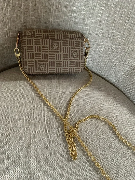 Anne Klein small purse with long chain - Picture 5 of 5